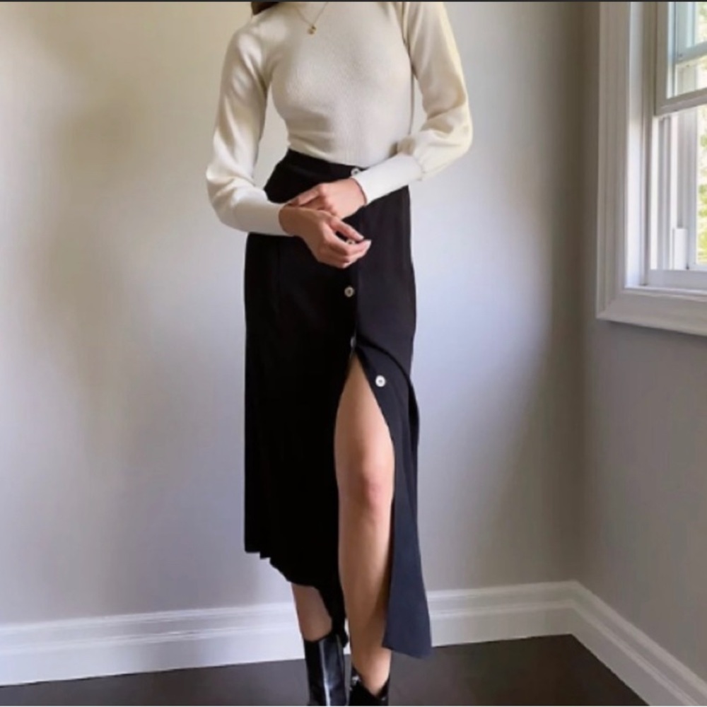 Amelie Wilfred high rise button down midi skirt